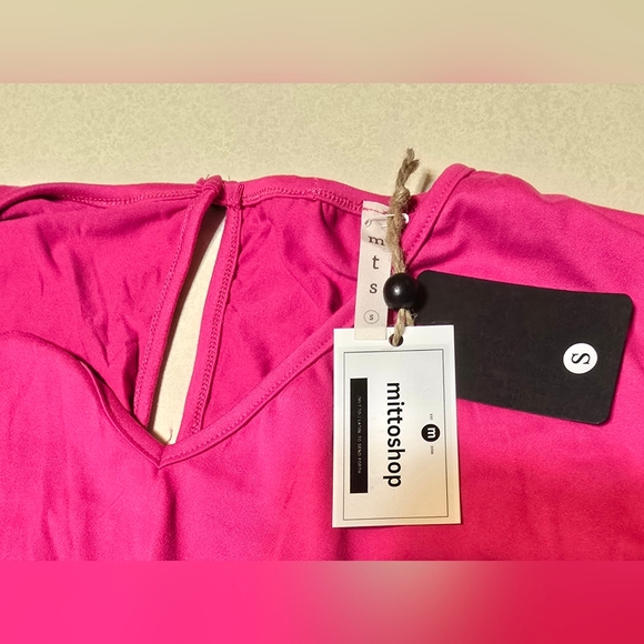 Womens Size Small Hot Pink Tie Waisted Romper Mittoshop Stretchy Comfortable NWT - Picture 9 of 10